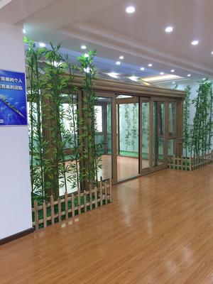 铝合金门窗展厅2